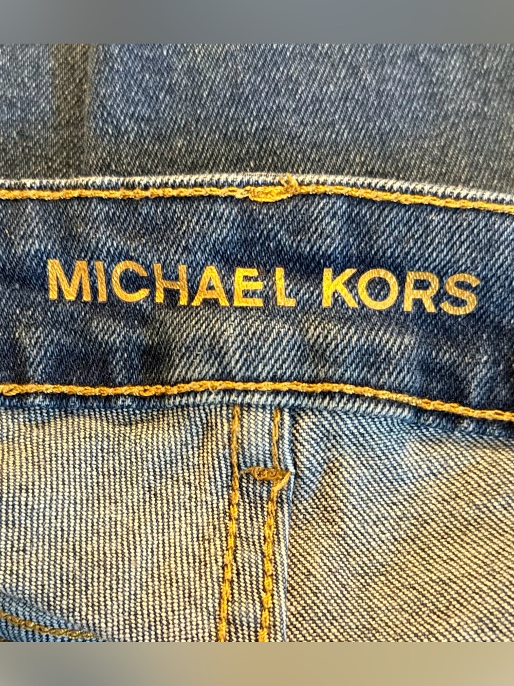 Michael Kors Straight Leg Cropped Jeans High Rise Pin Tuck Seams Women’s Size 8 - Picture 6 of 8